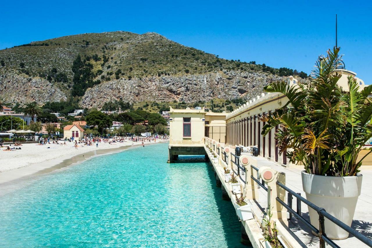 Apartment Casetta Vista Mare In Piazza A Mondello *